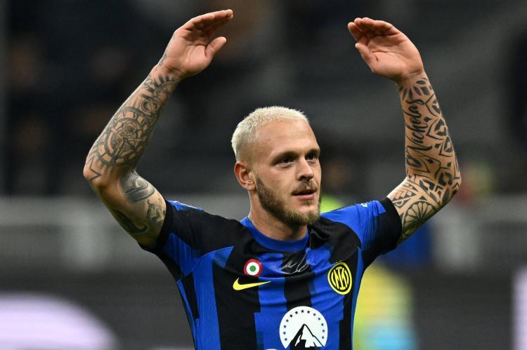 开云体育在线登录在线登录-关键时刻见真章！独自领跑榜单+连续5场助攻，迪马尔科是国米根基